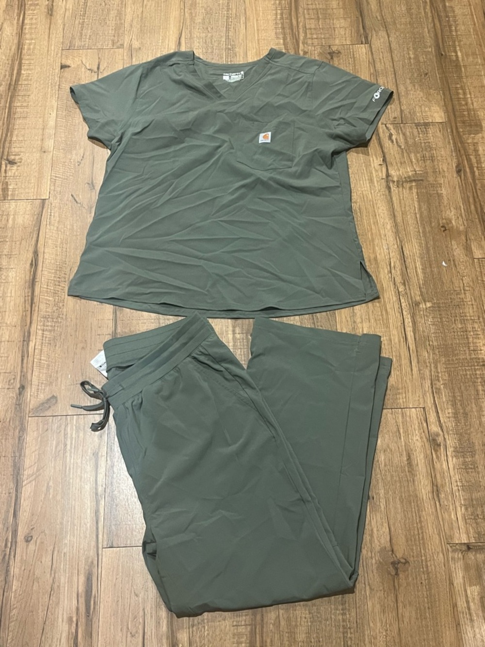 Carhartt Olive Scrub Top and Drawstring Pants Set